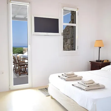 Magdalena Mykonos Agios Ioannis Diakoftis