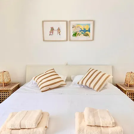 Magdalena Mykonos *